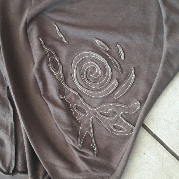 Cardigan - Picture 2 of 5